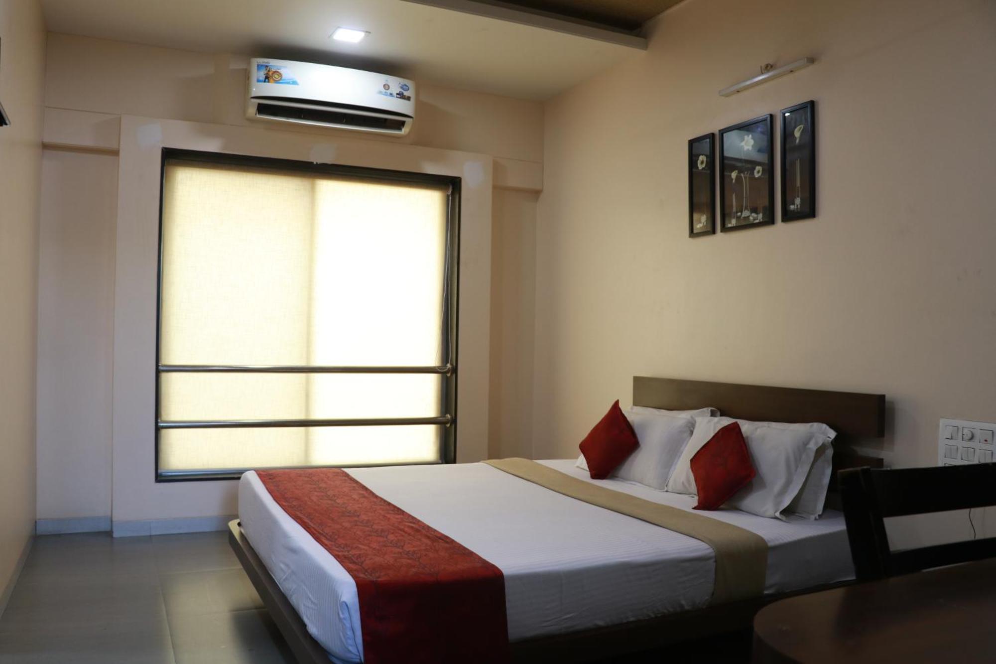 Hotel Yash Executive Aurangabad  Ngoại thất bức ảnh