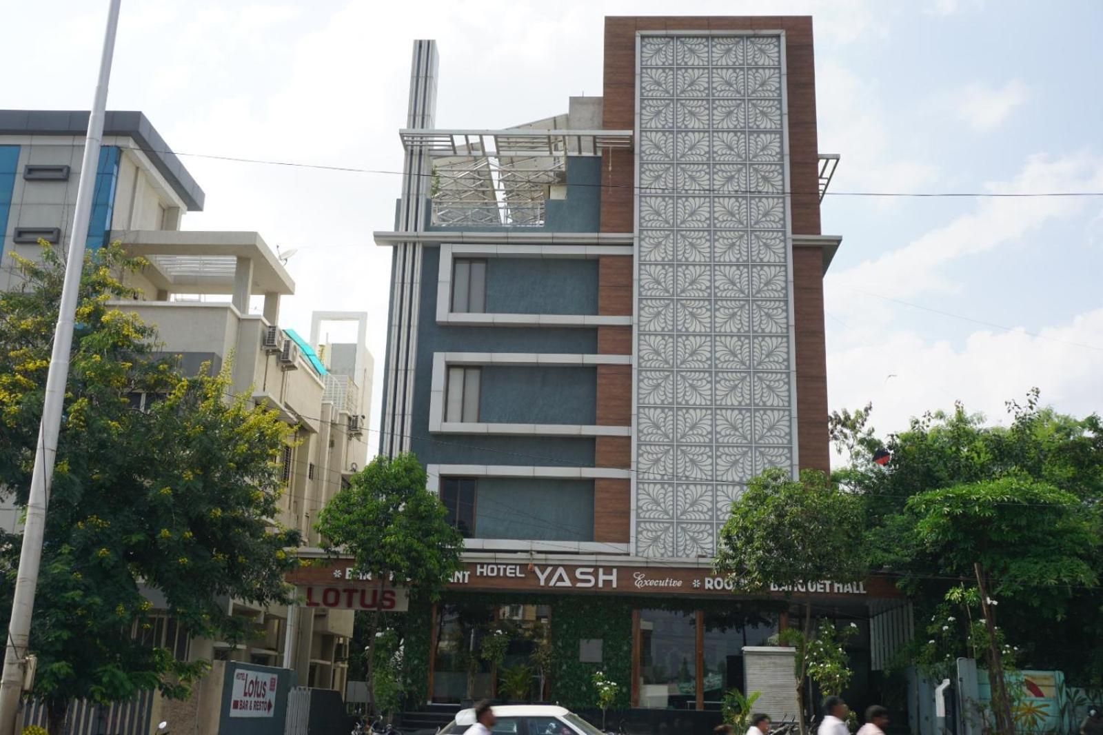 Hotel Yash Executive Aurangabad  Ngoại thất bức ảnh